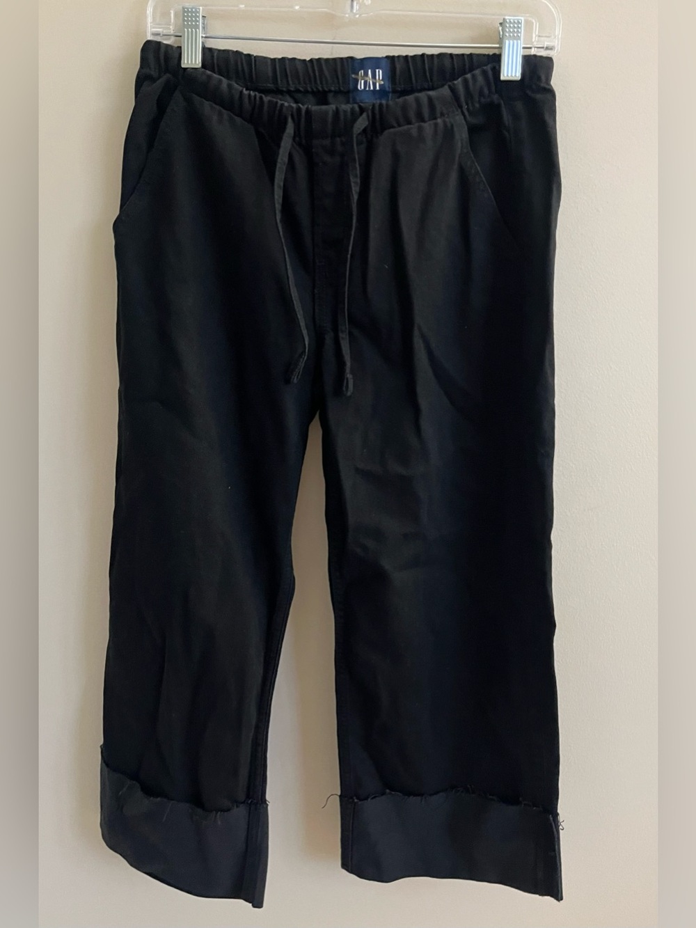 NWOT-GAP Black Pant, Size XS Petite